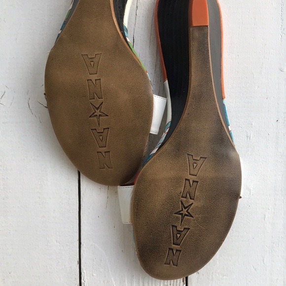 Na Na White Leather Sandals New in Box - Picture 3 of 6